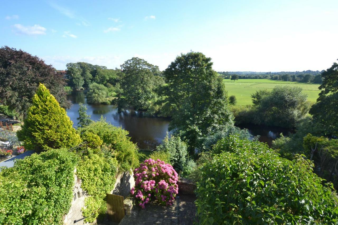 Riverside Cottage Wetherby Exterior photo
